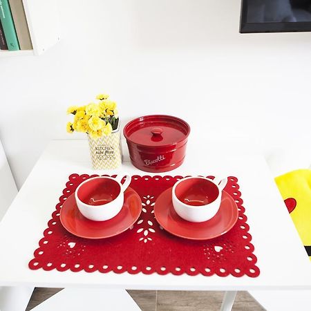 Alessia'S Flat - Sarpi Apartment มิลาน ภายนอก รูปภาพ