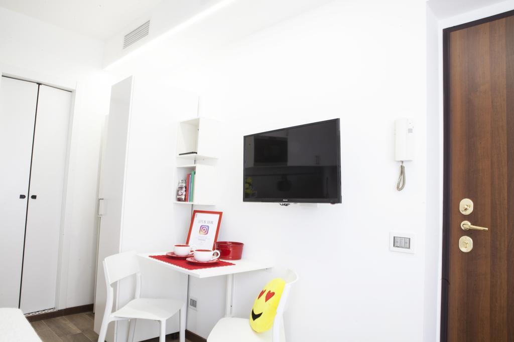 Alessia'S Flat - Sarpi Apartment มิลาน ภายนอก รูปภาพ
